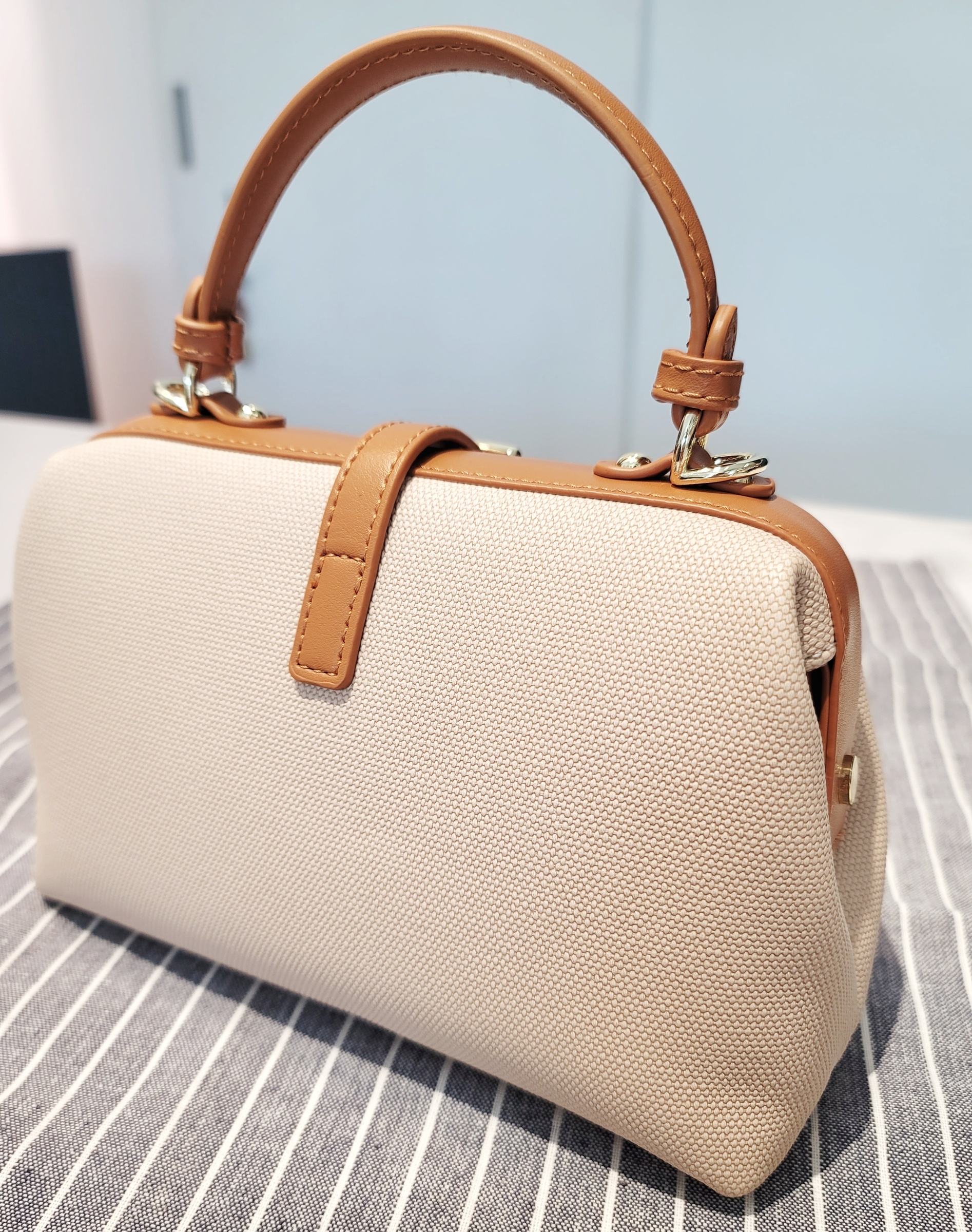 B612_20230820_154500_367-01