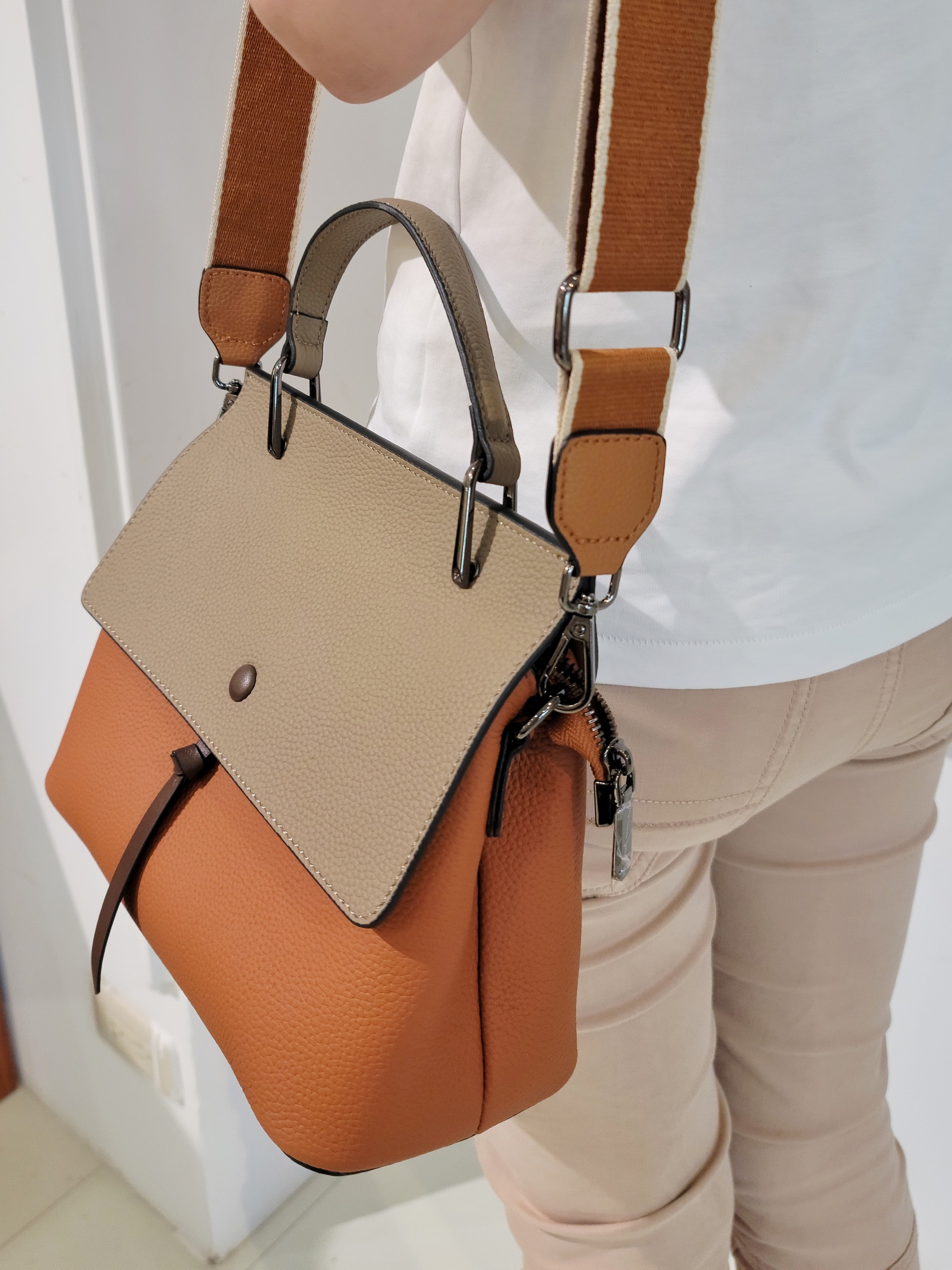 B612_20230608_144340_130-03