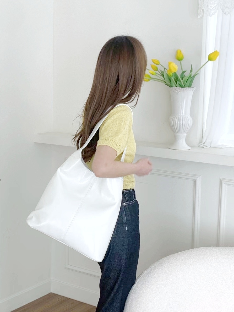 mmexport1714151462793-01-01