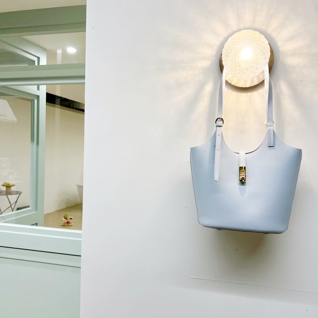 mmexport1717506401730