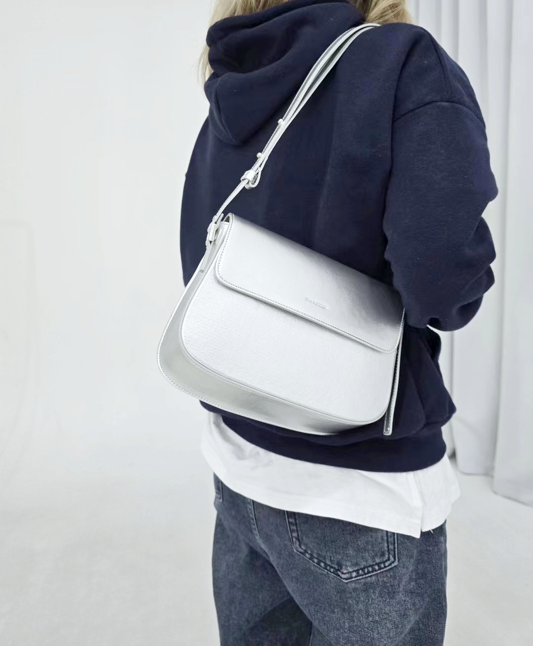 mmexport1723572963318