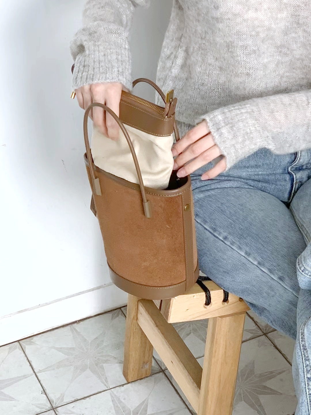 mmexport1727230984093