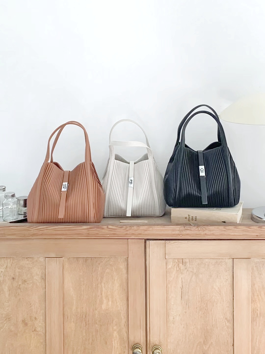 mmexport1727379422953