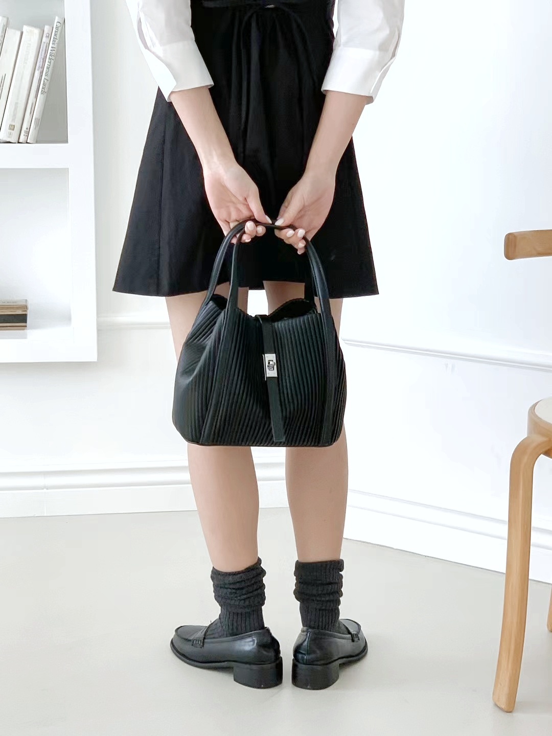 mmexport1727379377330