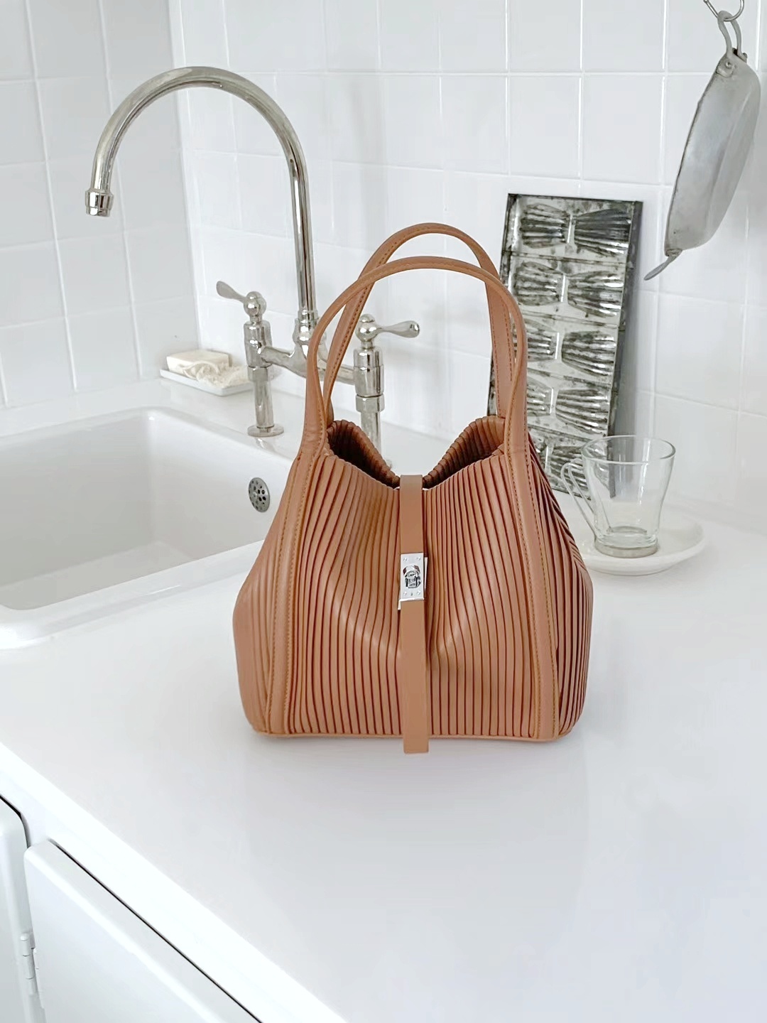 mmexport1727381032854