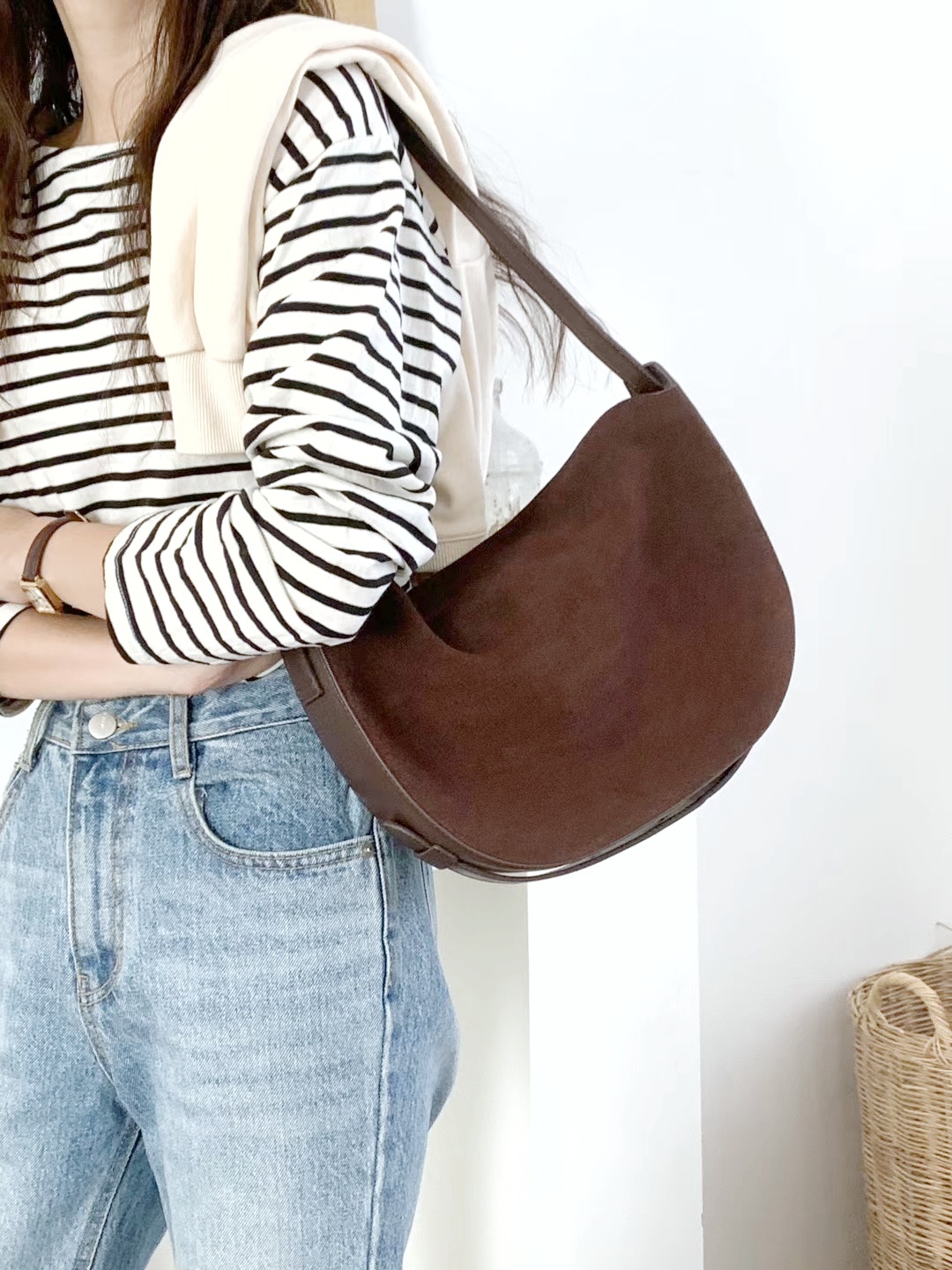 mmexport1726031359703