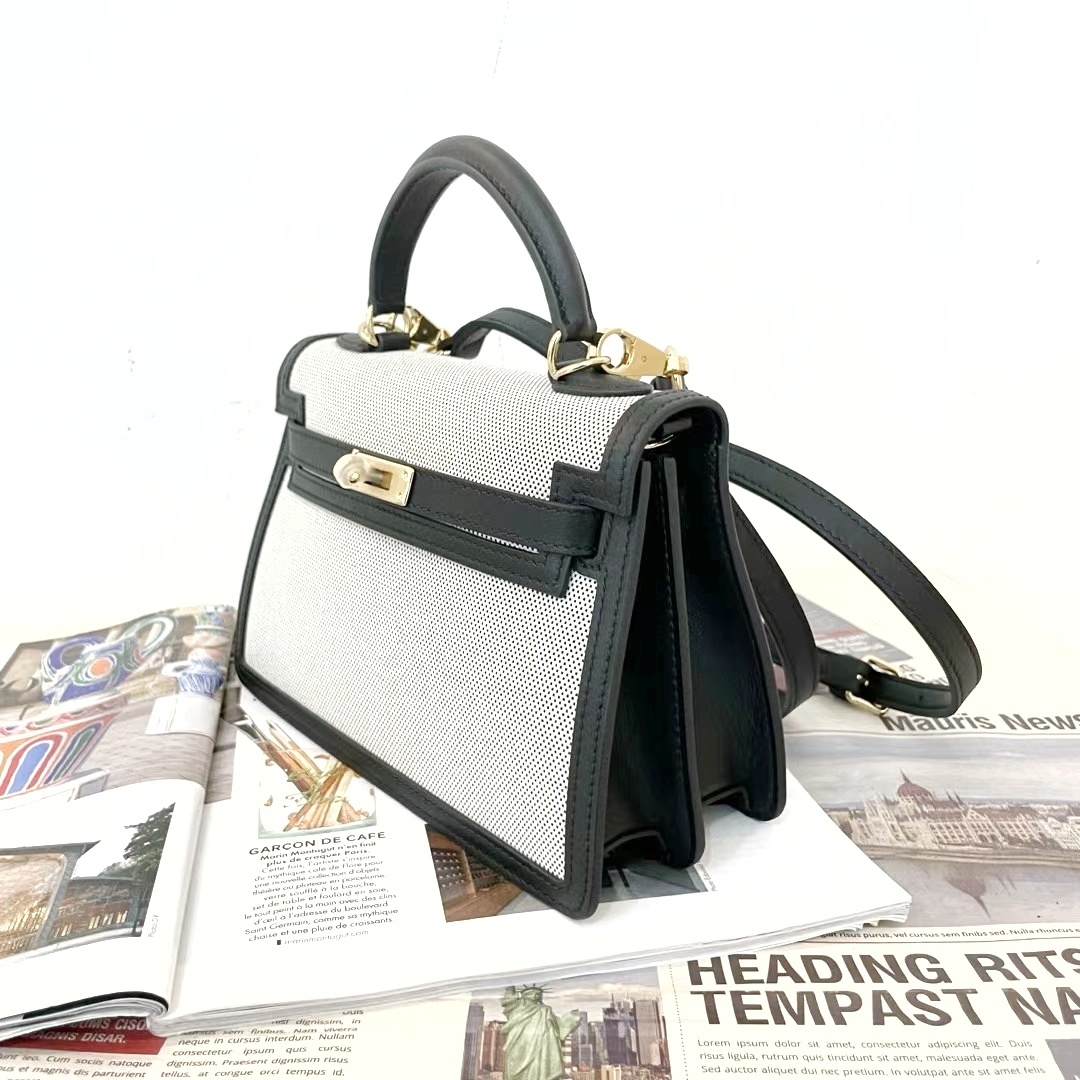 mmexport1728281394842 (1)