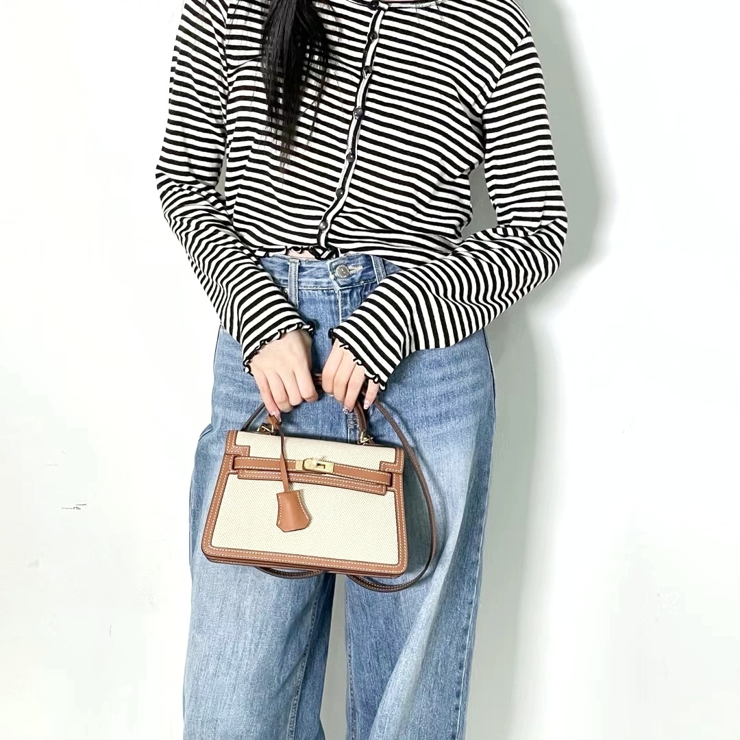 mmexport1728281368996