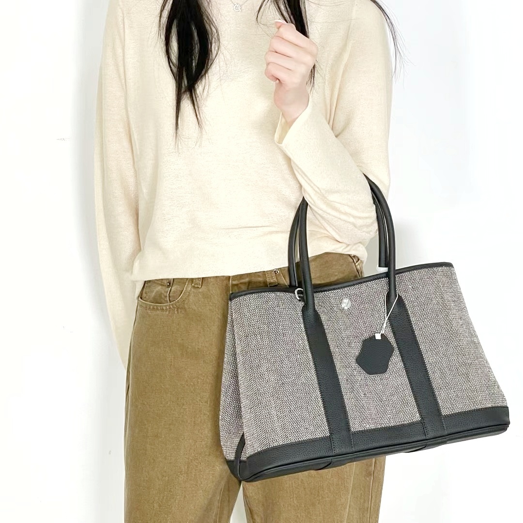 mmexport1728281853322