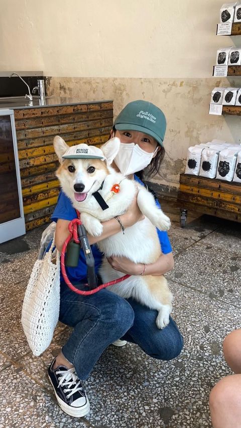 87DE9488-30E8-4164-9590-09889D7AD655