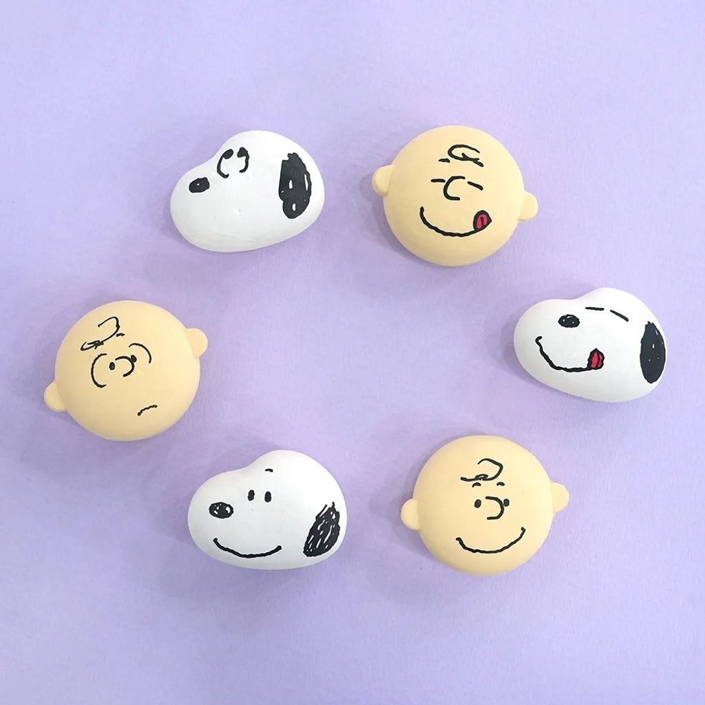 imgi_7_P-62.PEANUTS-EMOJI-LATEX-TOY-SET-首圖