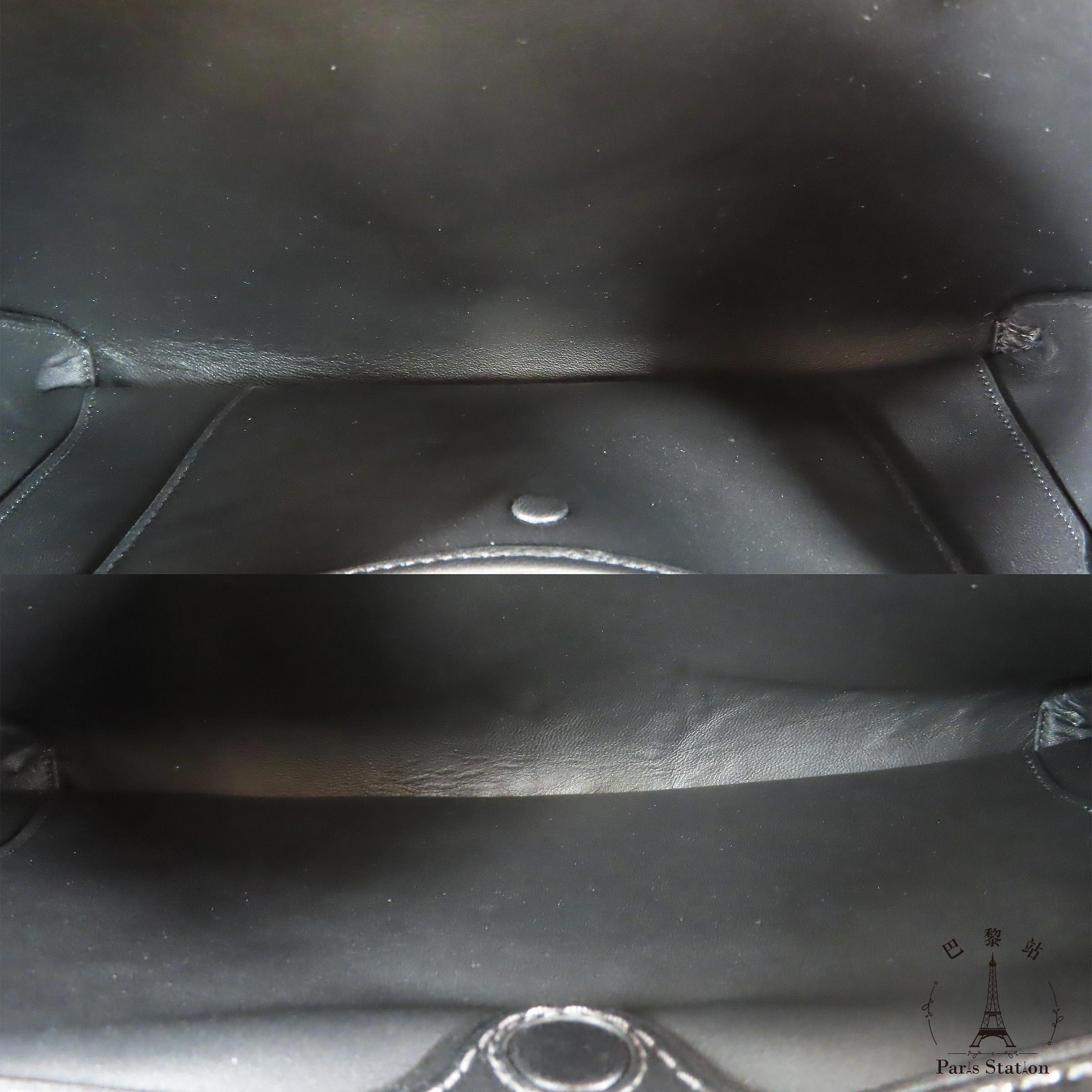 a9e4a6f3-421d-4b60-a69c-71b4f3276b1b