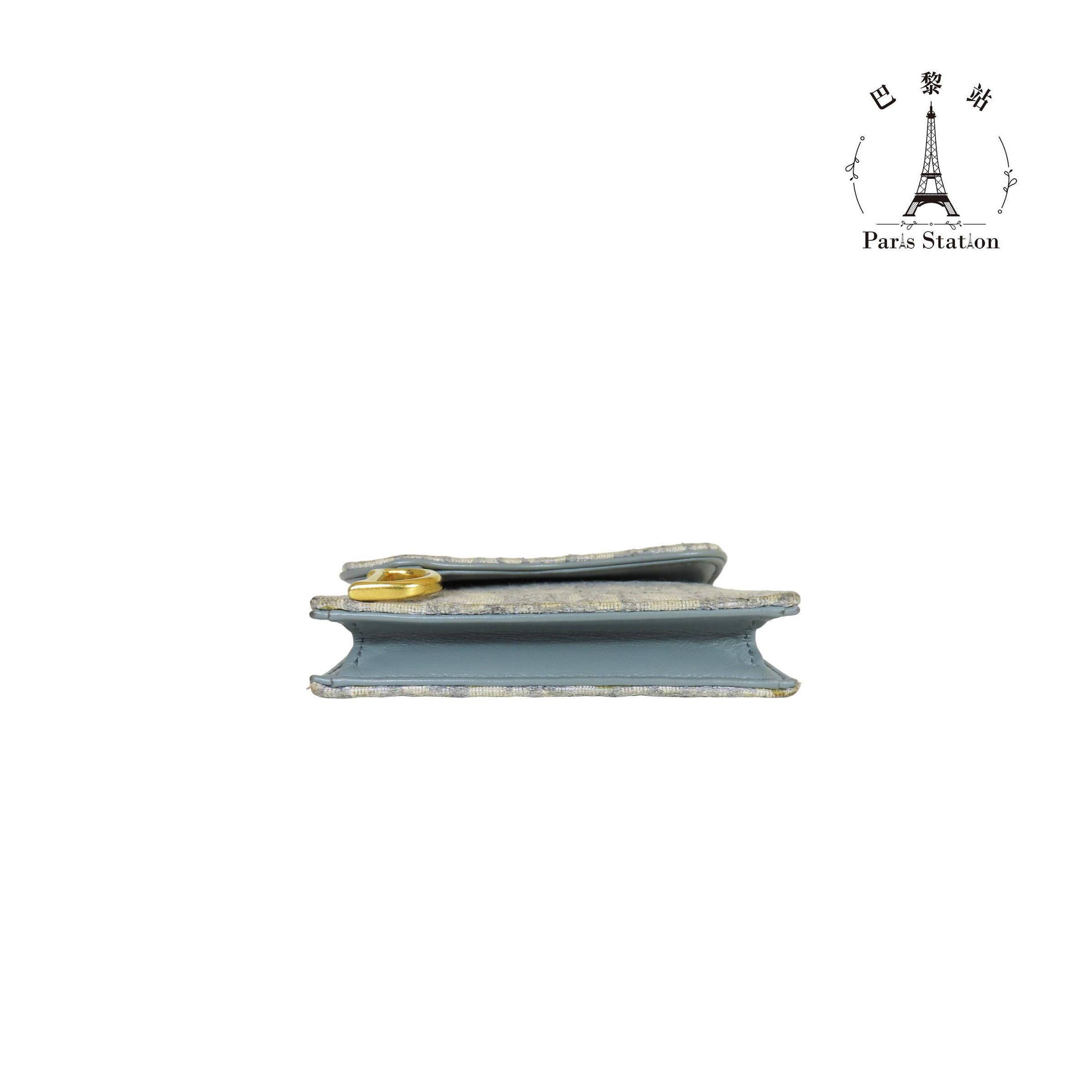 69a7bb87-8119-4cdc-8181-7e4cd879aed0