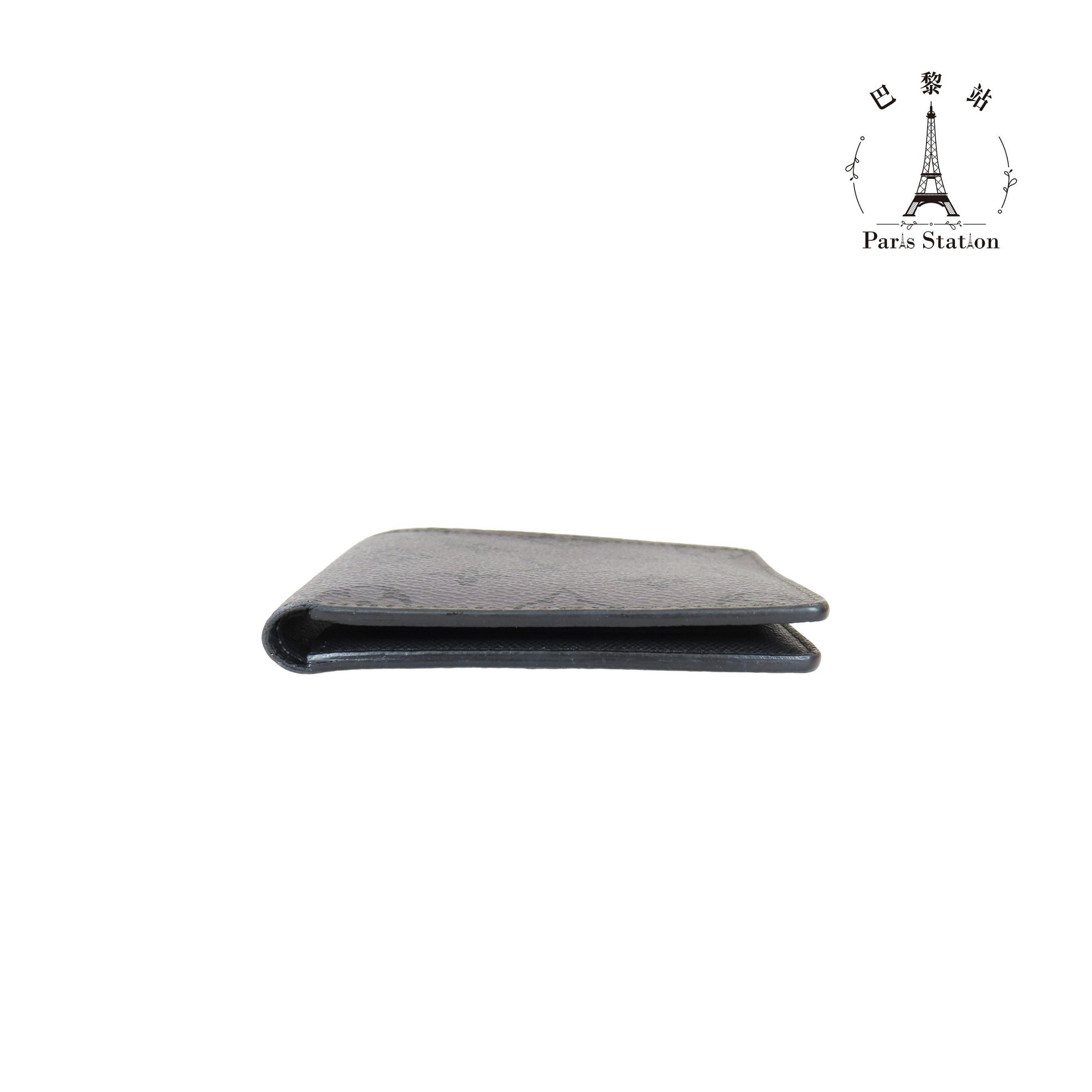 b115acf1-b003-4cb7-8077-42e6c3dd5abe