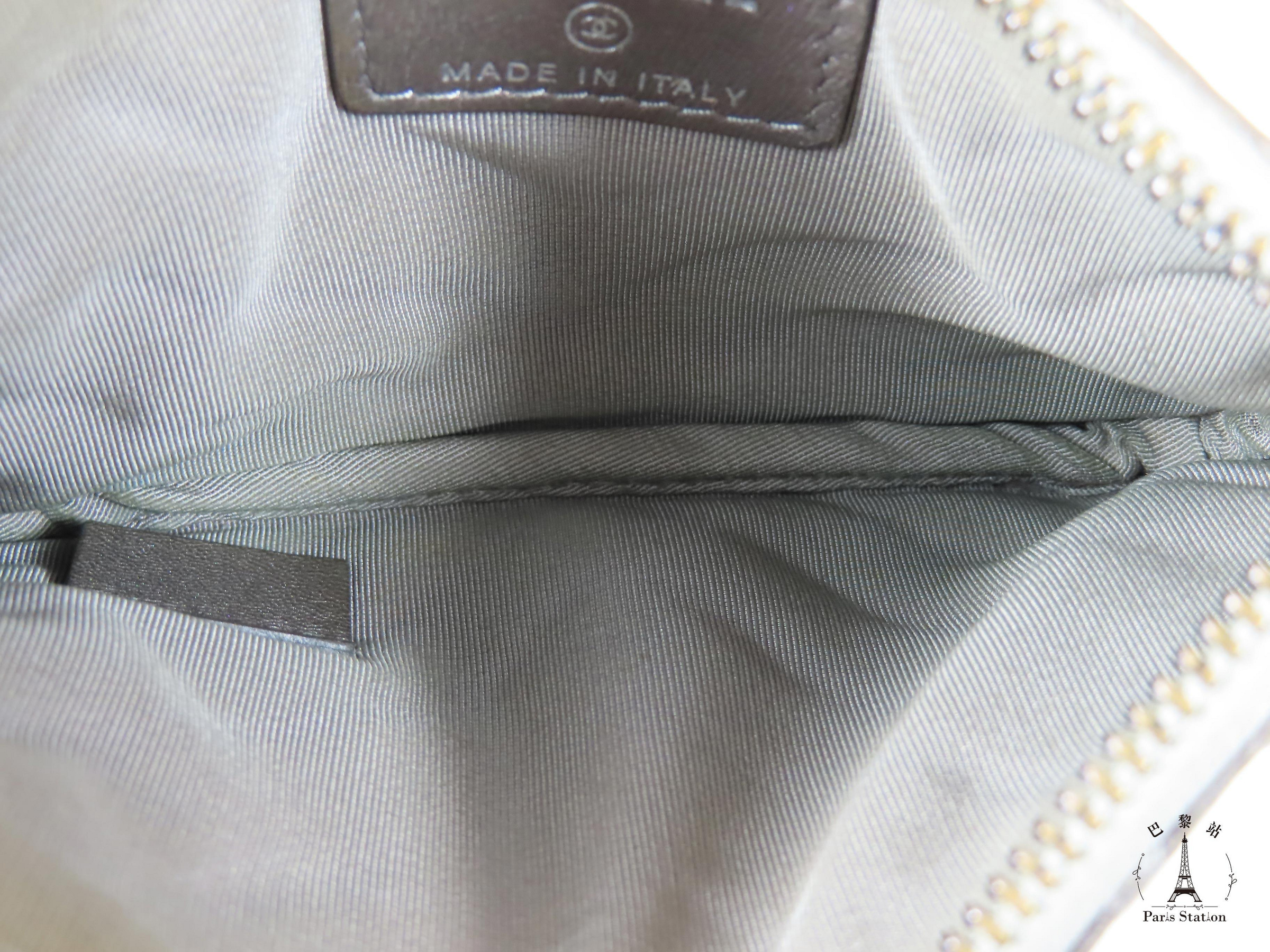 1b9fcd76-887b-43ff-9b0e-c23068f6c1bf