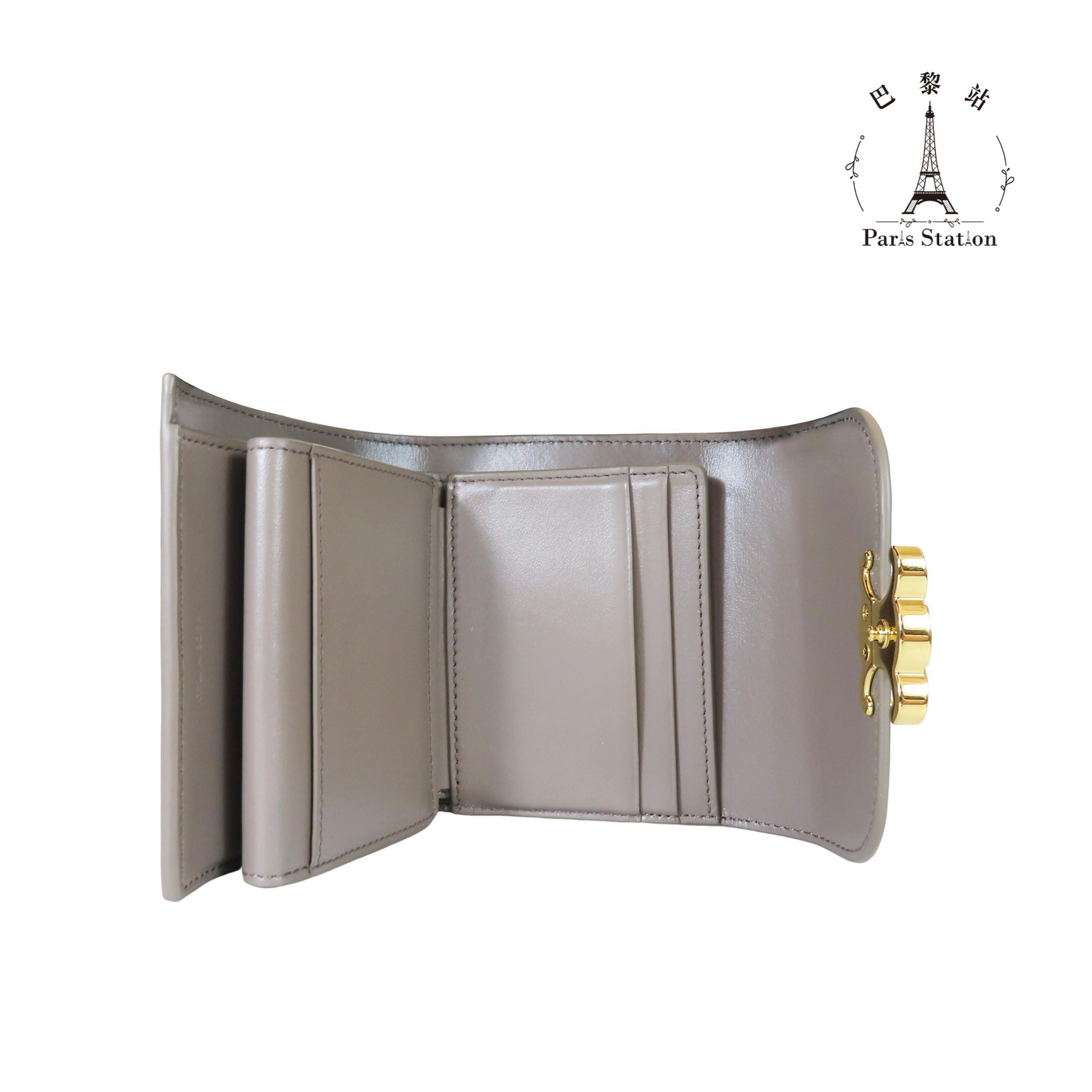 63d7d834-f670-4215-b20f-fe6188bd088e