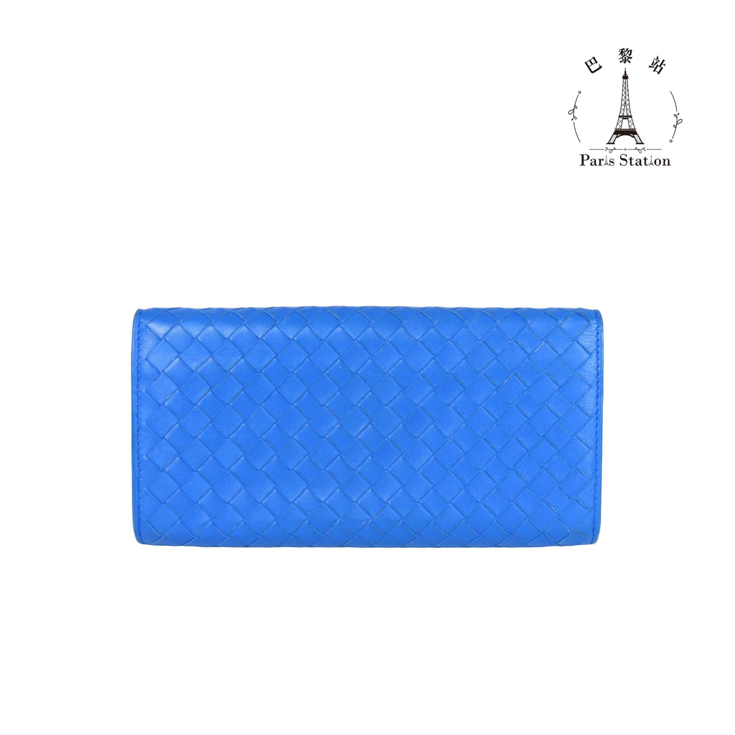 1f20e12e-85f9-41e8-b645-2842b68152a7