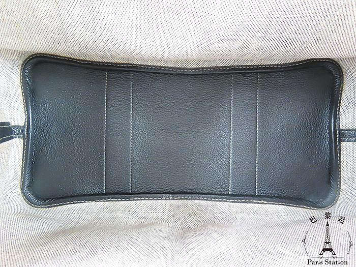 d4eab117-7341-4a40-92a7-de588bc1dcc6