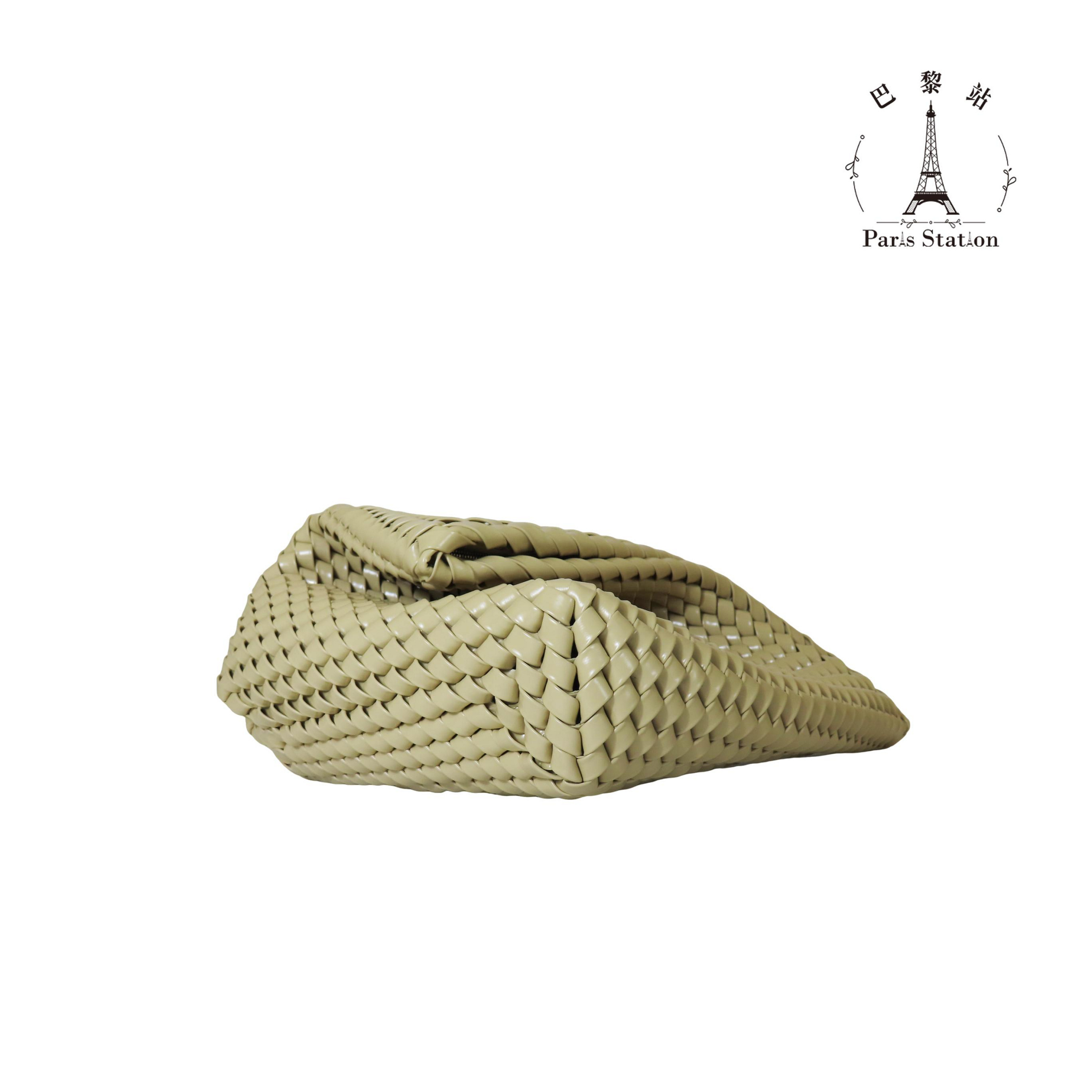 9461948f-90c3-49d5-b428-b38fa642c827