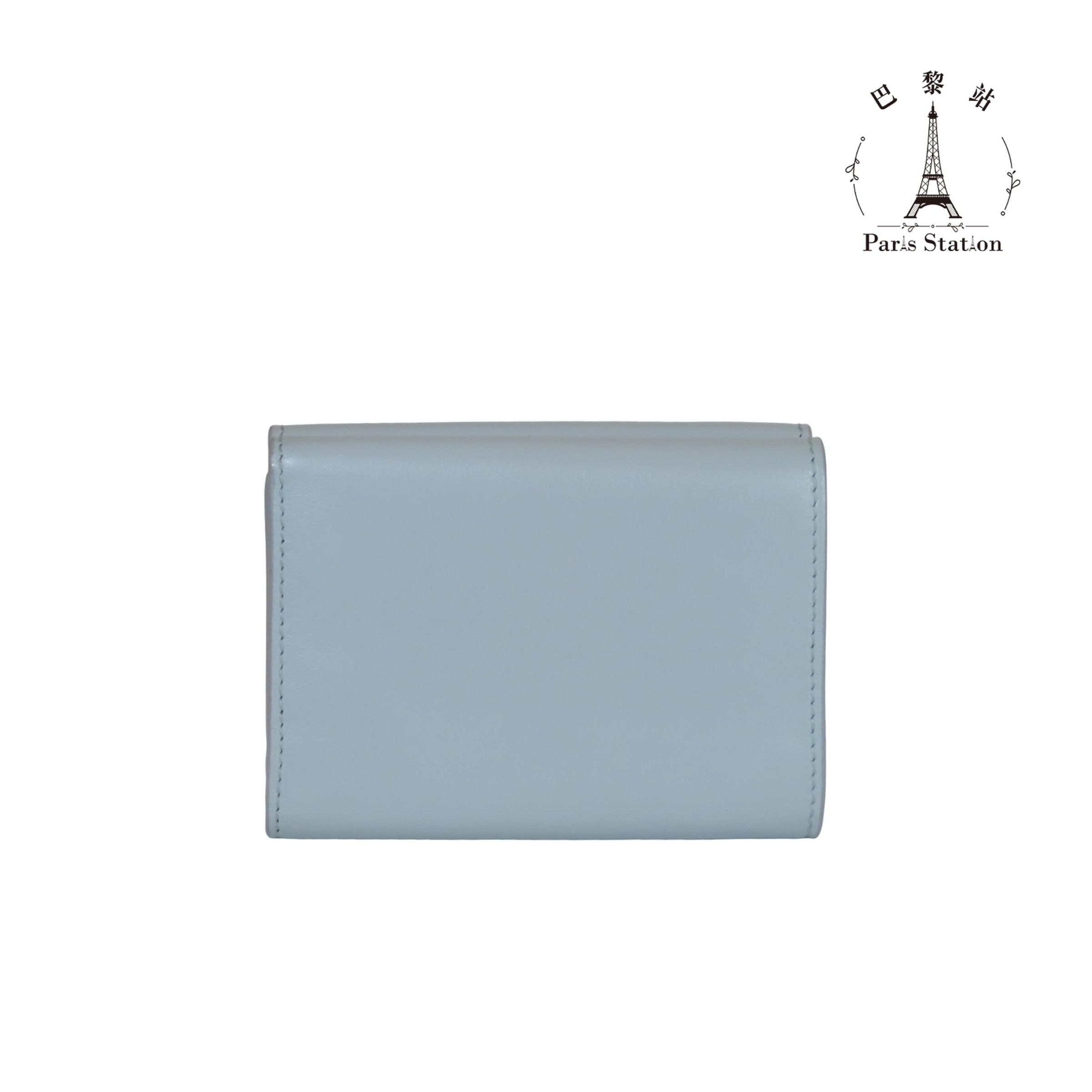 df8ea1c7-b598-400e-affb-b08431251e4a