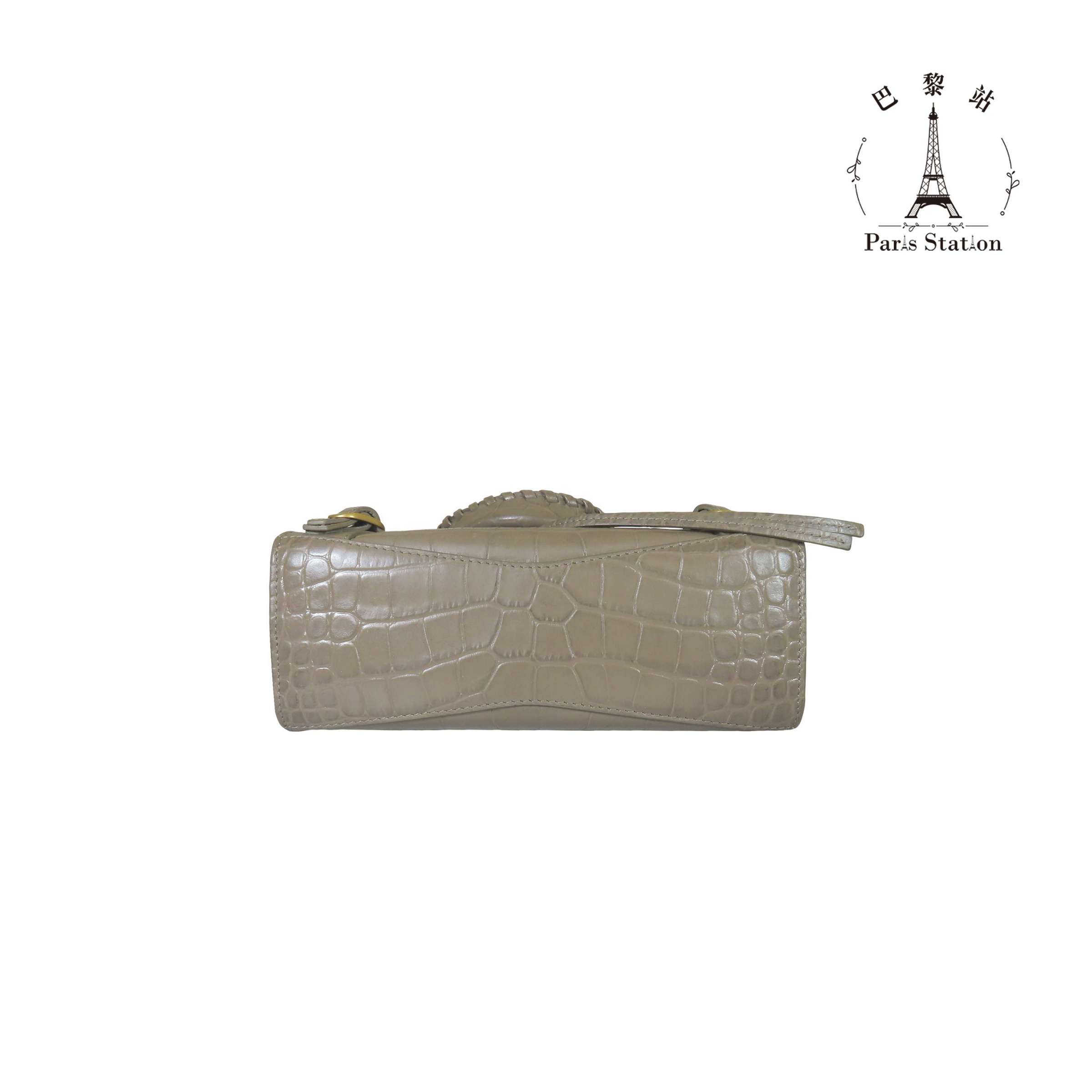 dfa5b37f-961e-491a-a05e-f7afcc5e6cf0