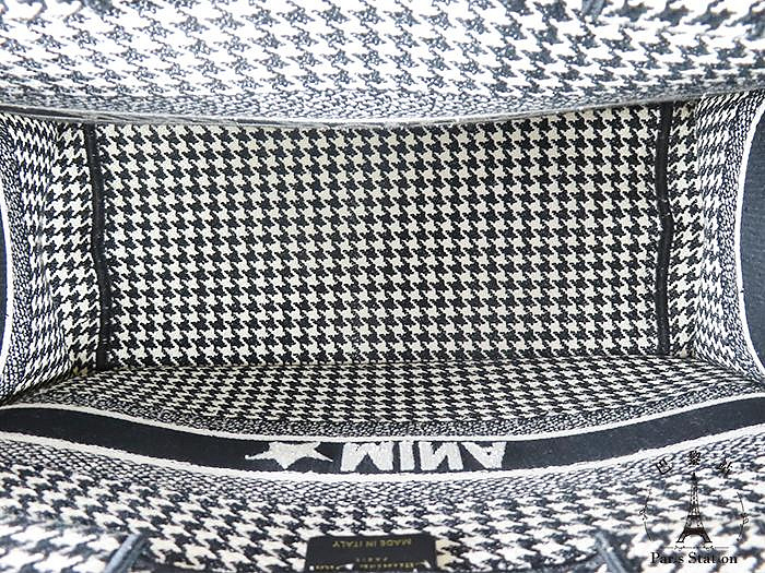 0e662081-80b3-4f5e-8bff-941629de5aea