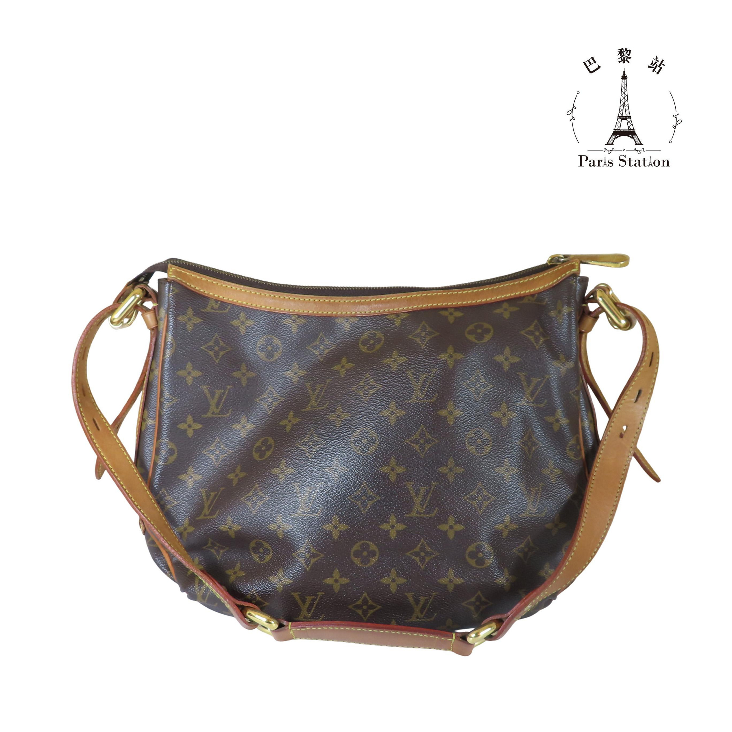 b7ad90f9-648b-43c2-bab8-e66582d00065