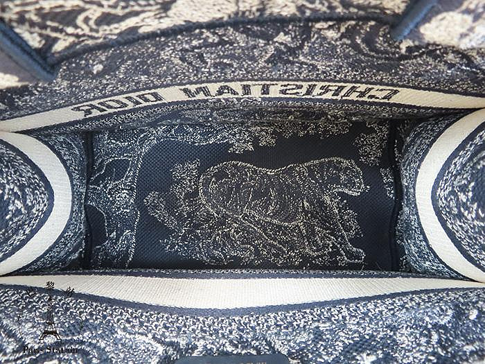 2a66d424-3e8f-4f92-8c19-dea1a0daec28