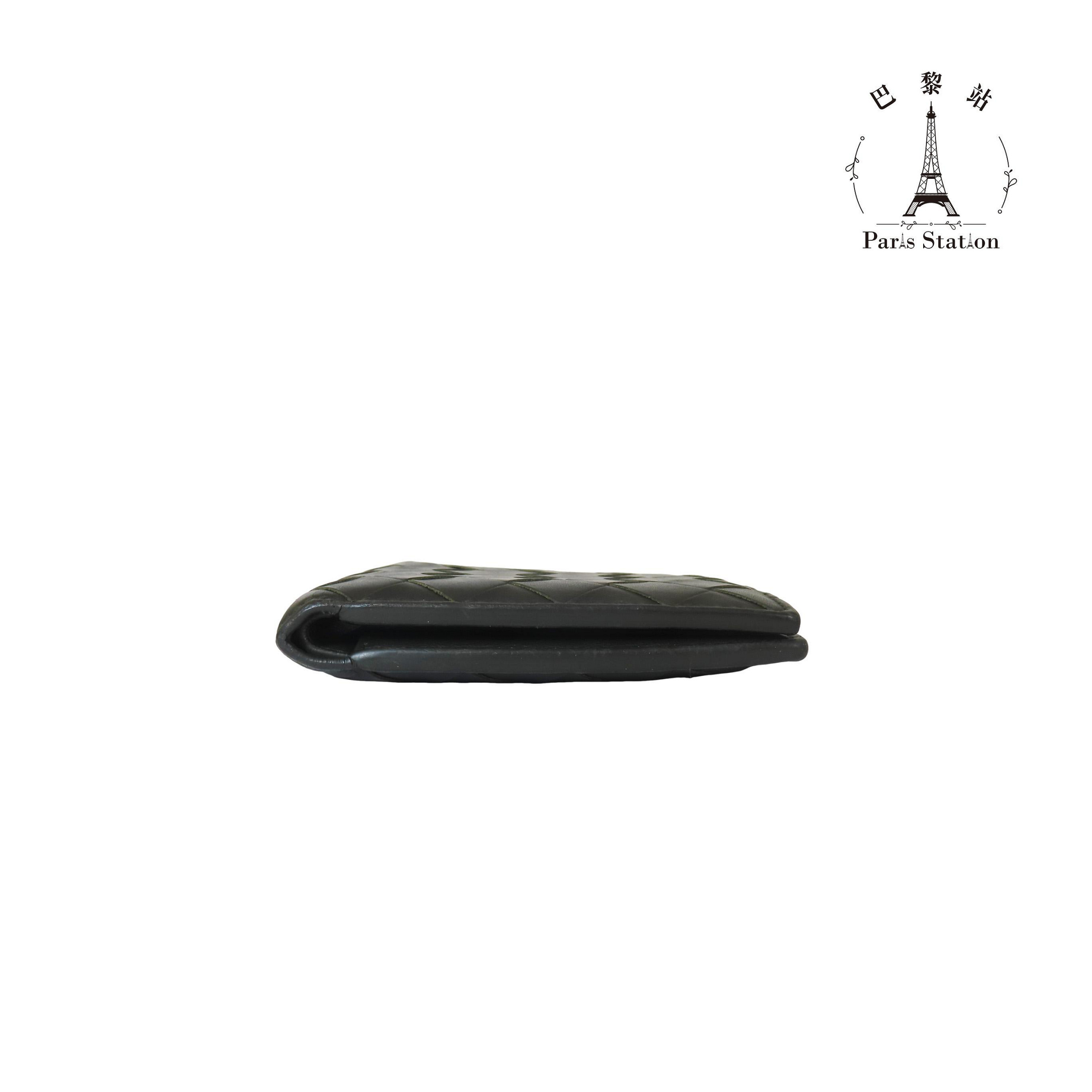 dee9f1a0-12f4-49ae-a97a-23c3b9adb970