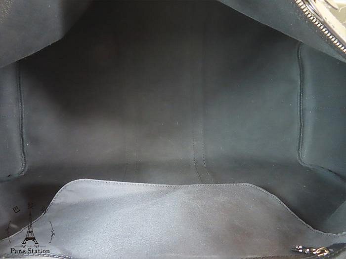 5b1521f2-1875-4a27-af4f-241df9d55574