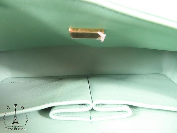 6c3da173-2fd7-445f-8301-7e3809d90d23