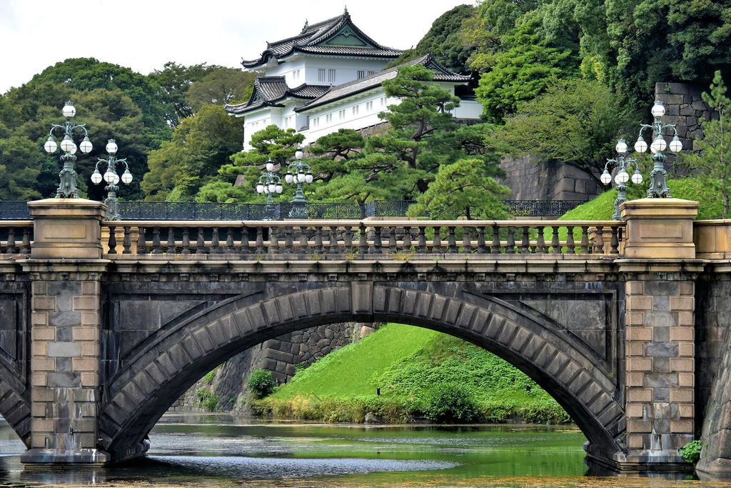 Japan-Tokyo-Imperial-Palace-Seimon-Ishibashi-Bridge-1440x961
