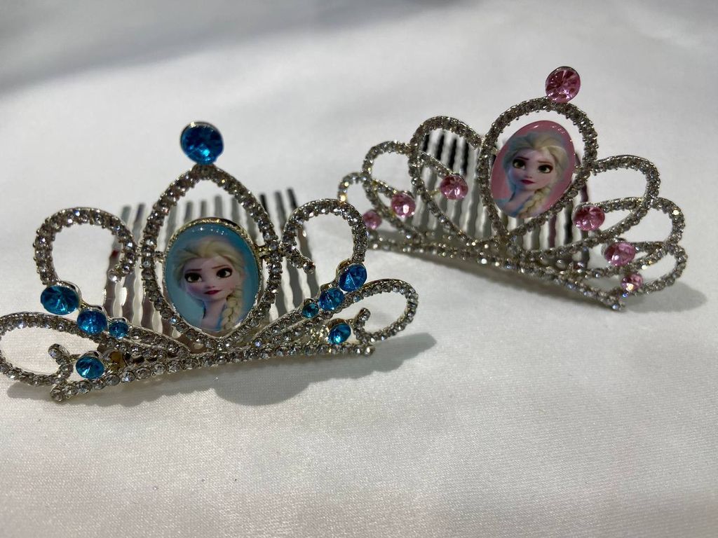 photo_6334648407787946651_y