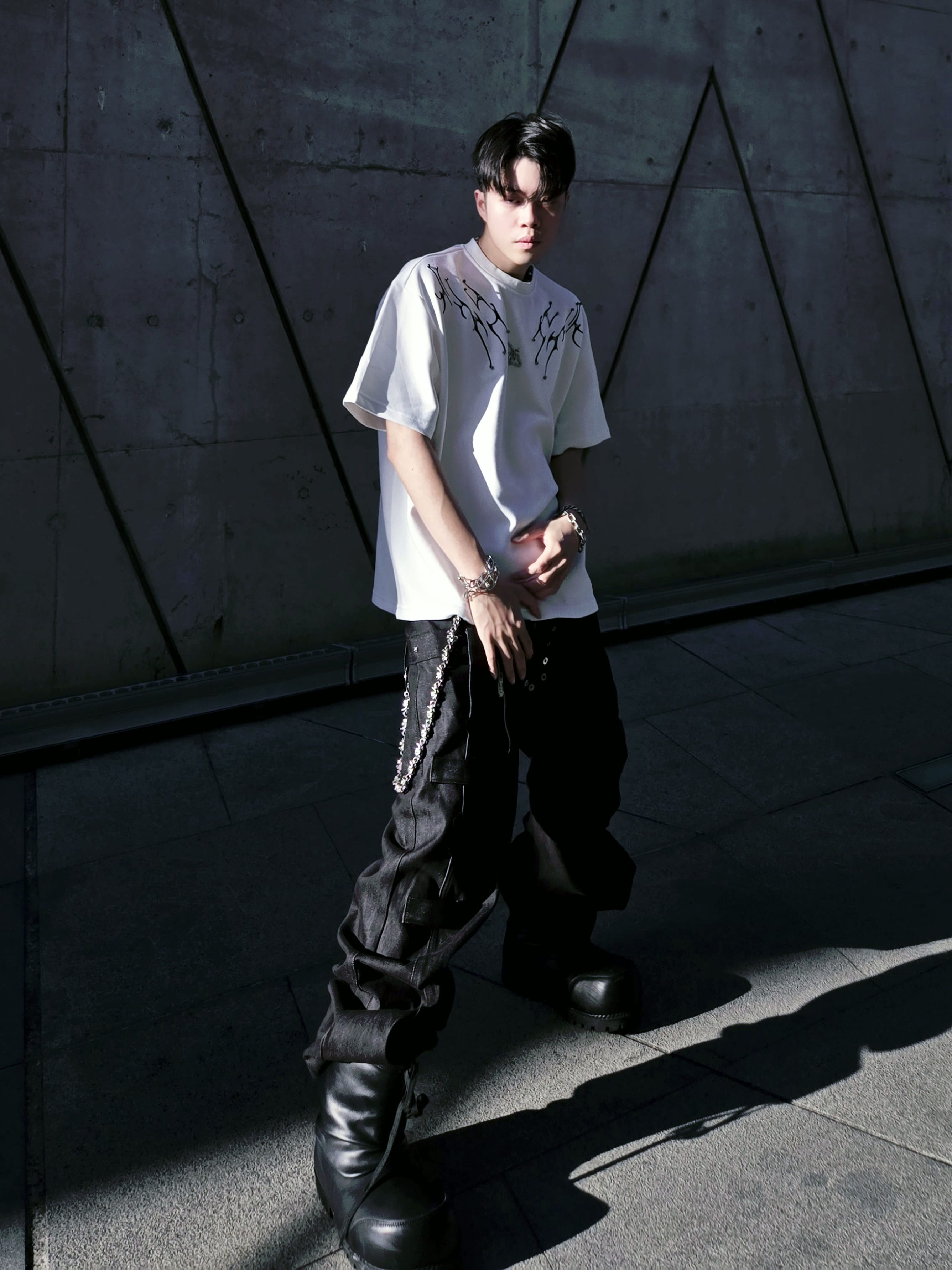 0605_000072