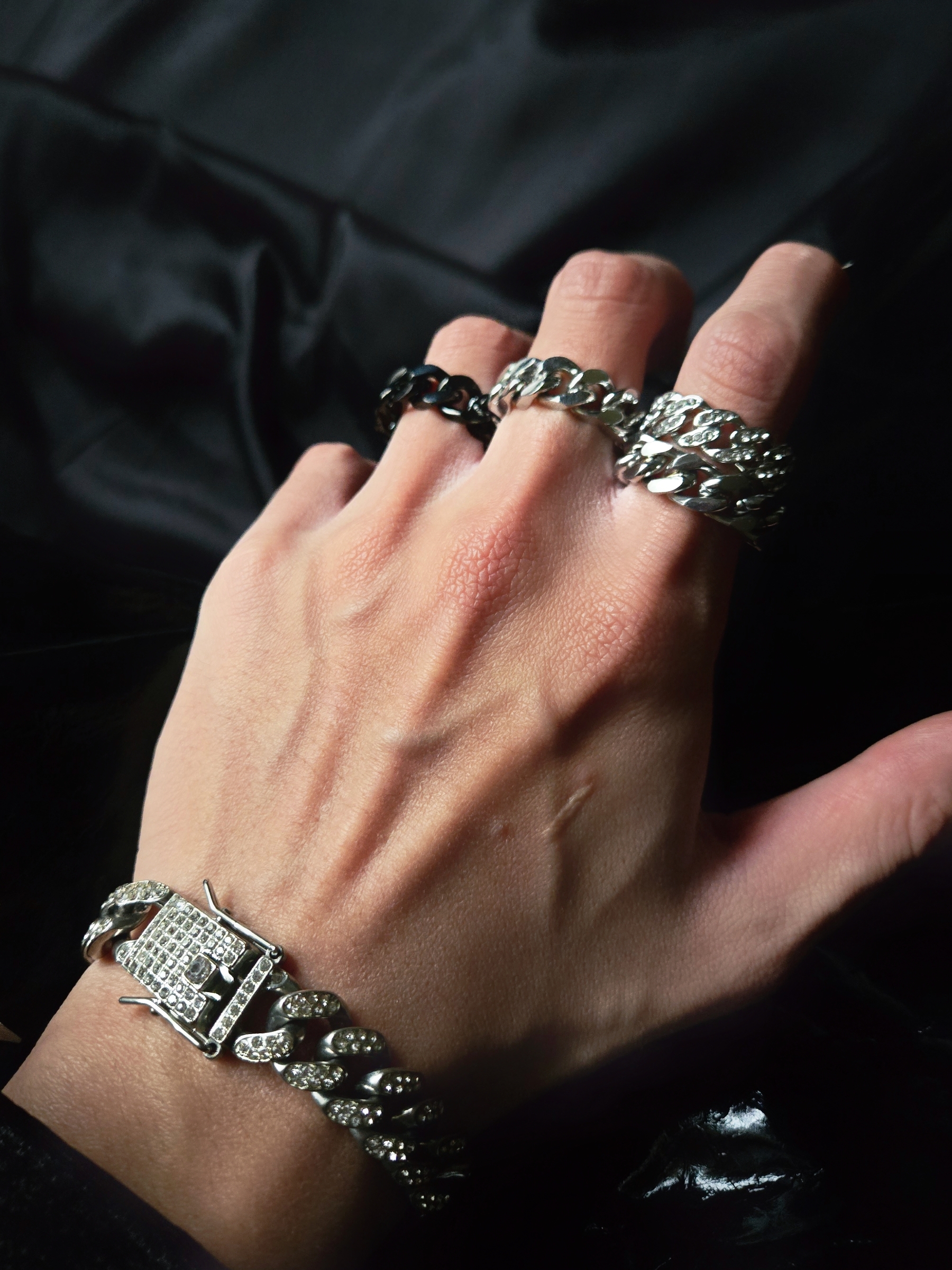 MEITU_20250101_184147423