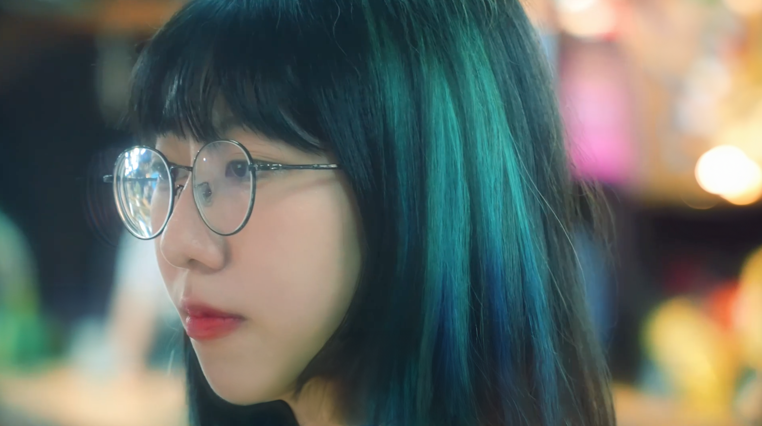 動漫型諮商與金工雙拼美少女《素人島花說說話》- 海云