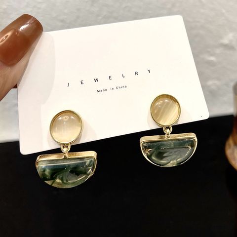 tw-11134207-7qul8-lgox92c4g27gf6