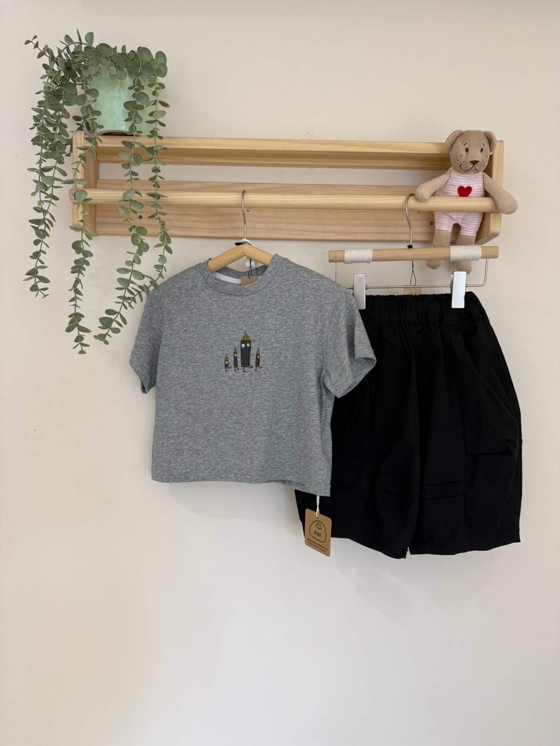 LINE_ALBUM_2026811_260811_1