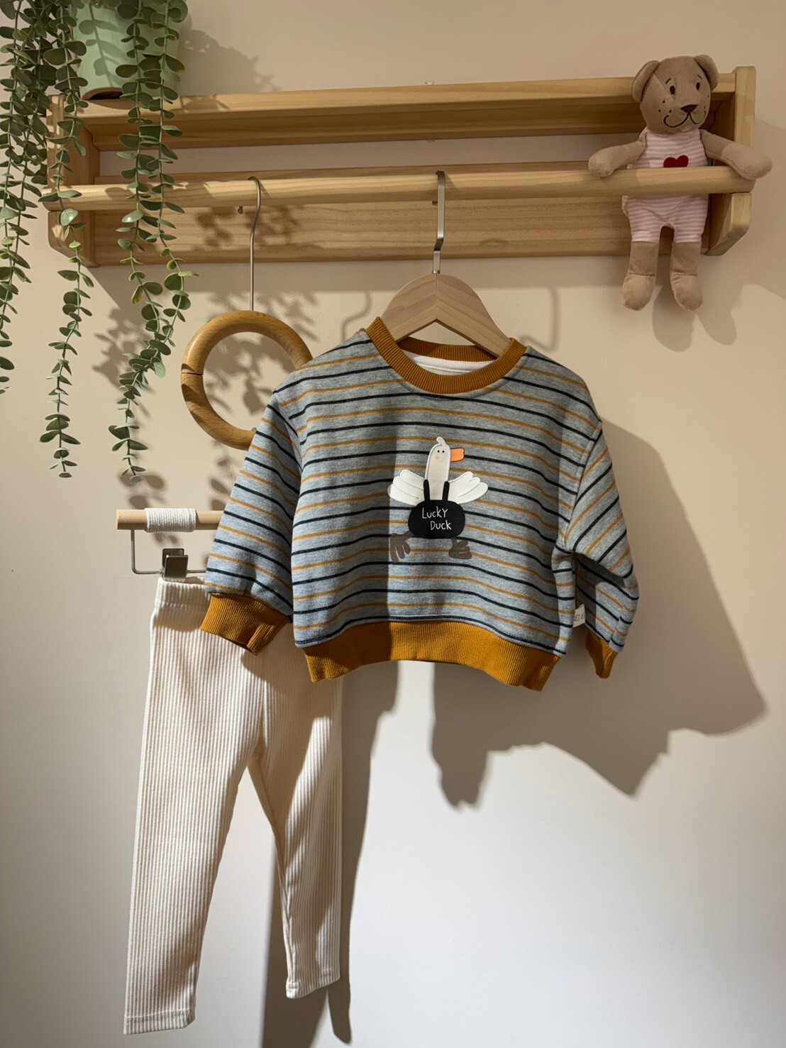 LINE_ALBUM_20261021_261021_20