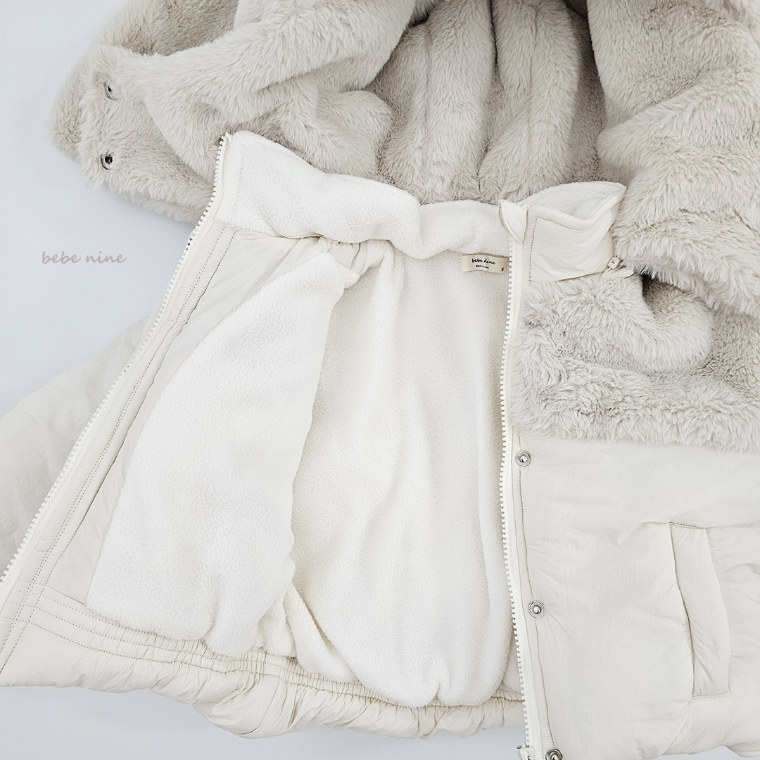 3_바니후드패딩_디테일컷14