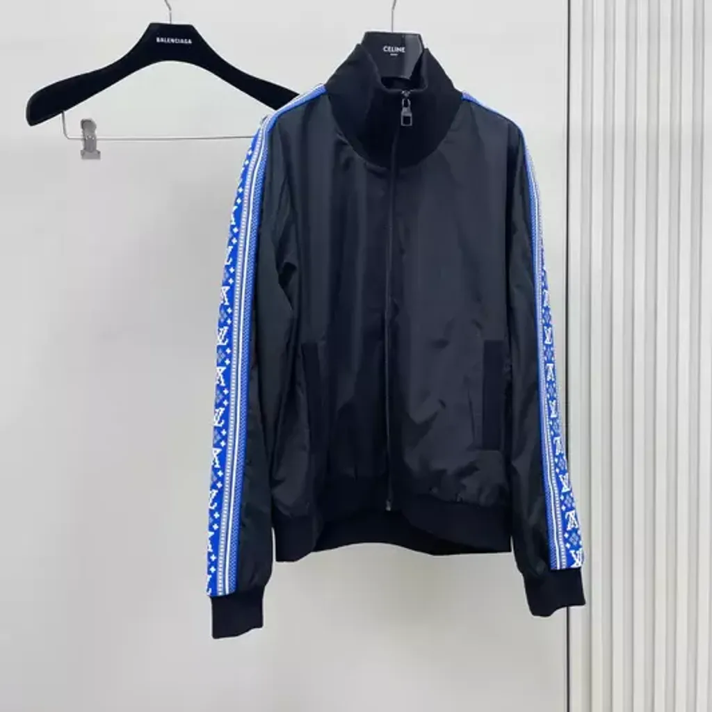 image_f9c0530a-3a2e-470c-8cba-99a35dd2c3ca