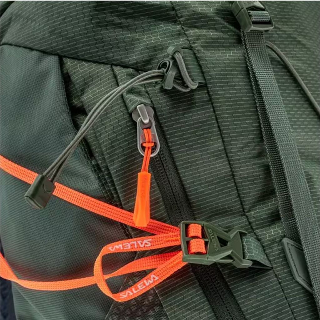 tw-11134207-7qukx-lesexqcl34tr6b