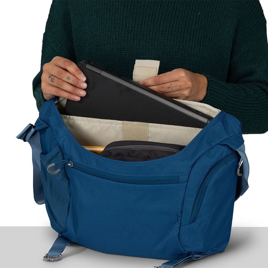 tw-11134207-81ztg-mee15o2yvq4nde