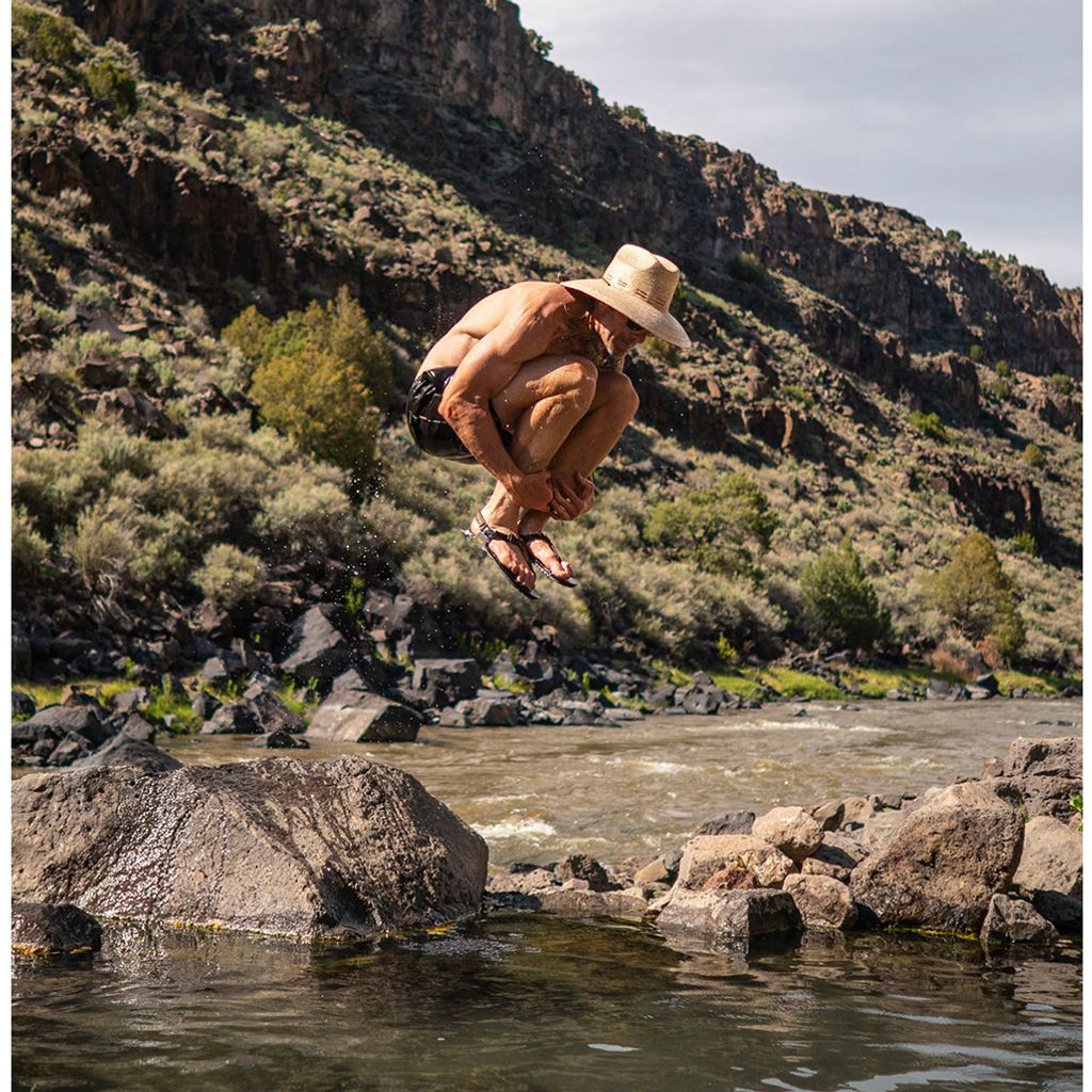 tw-11134207-7qul9-limmc5zr7fia4a