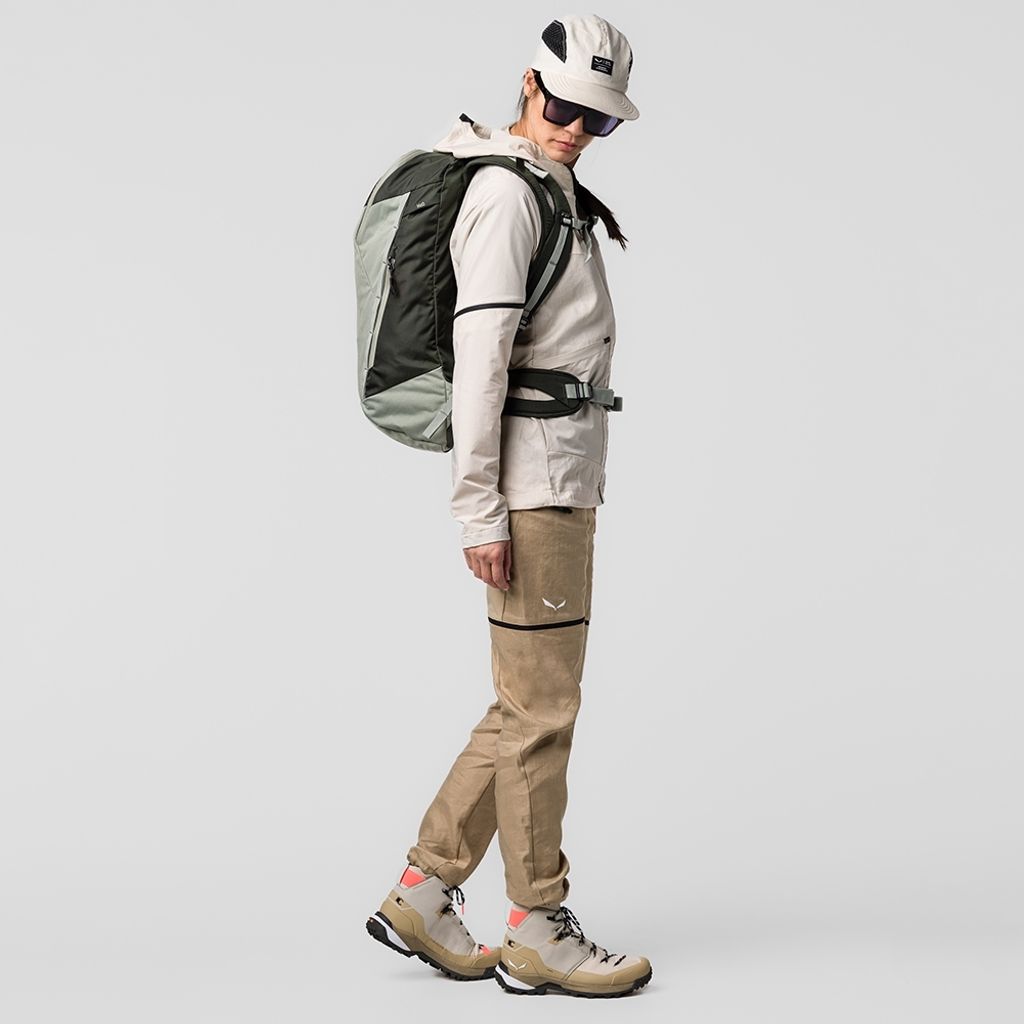 tw-11134207-7r98u-lyv78e82oxdgf1