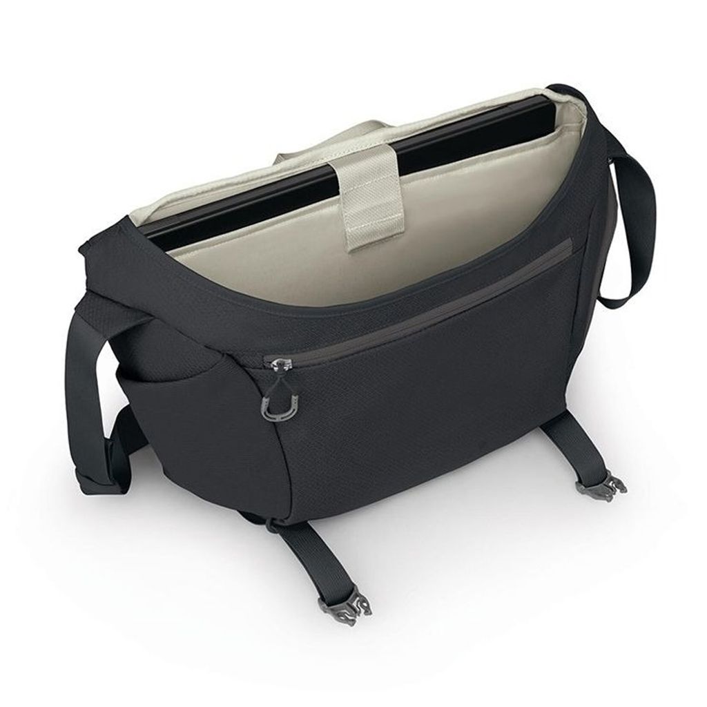 tw-11134207-7rasf-m1s4m9n7t7uzc1