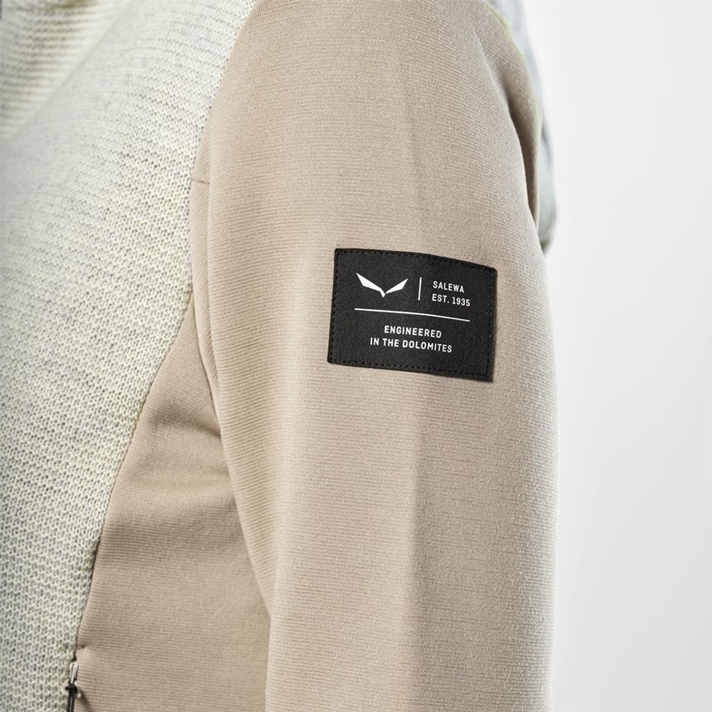 tw-11134207-7r98s-lx0q0z50lxye2b