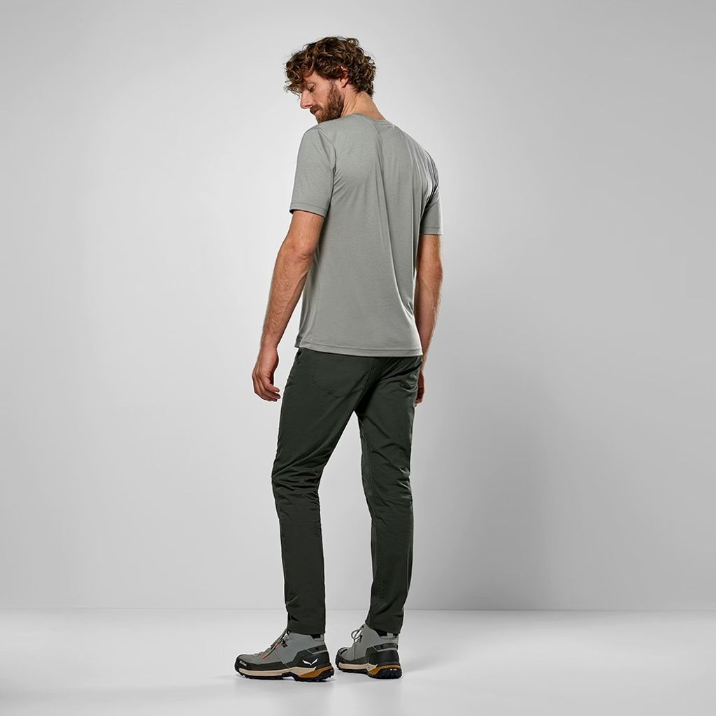 tw-11134207-7r98x-lwpesyyf0xtc4b