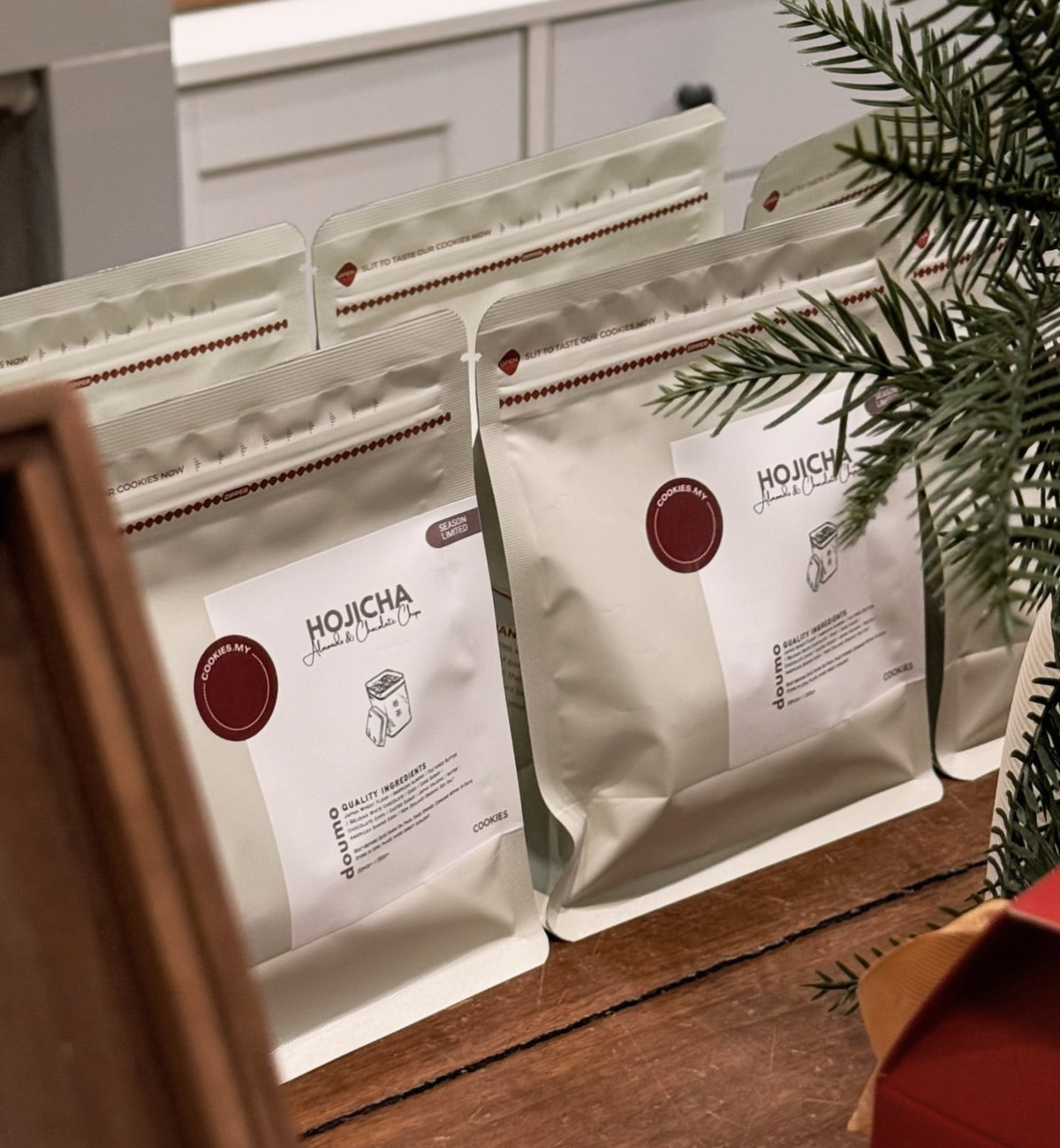 Doumo Cookies seasonal Hojicha flavour