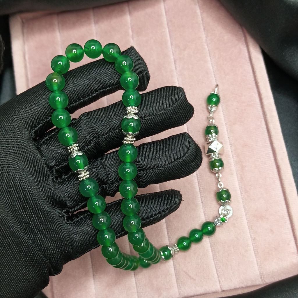 photo_6190524685612072913_y